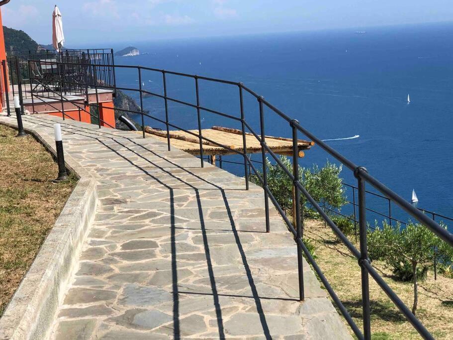 Orangehouse Cinque Terre. Private Parking Βίλα Ριοματζόρε Εξωτερικό φωτογραφία