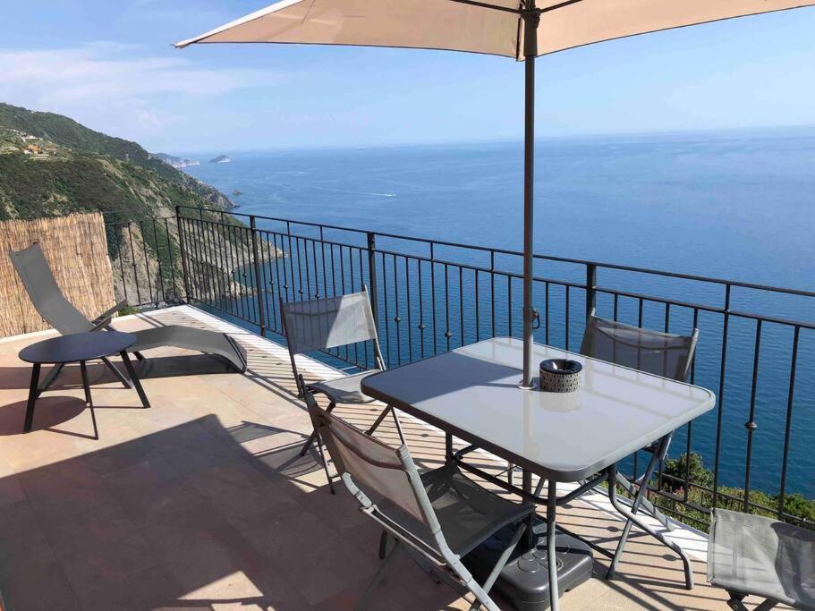 Orangehouse Cinque Terre. Private Parking Βίλα Ριοματζόρε Εξωτερικό φωτογραφία